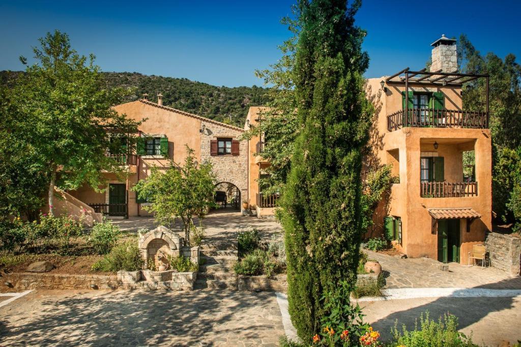 Enagron Ecotourism Village Axos Exterior photo